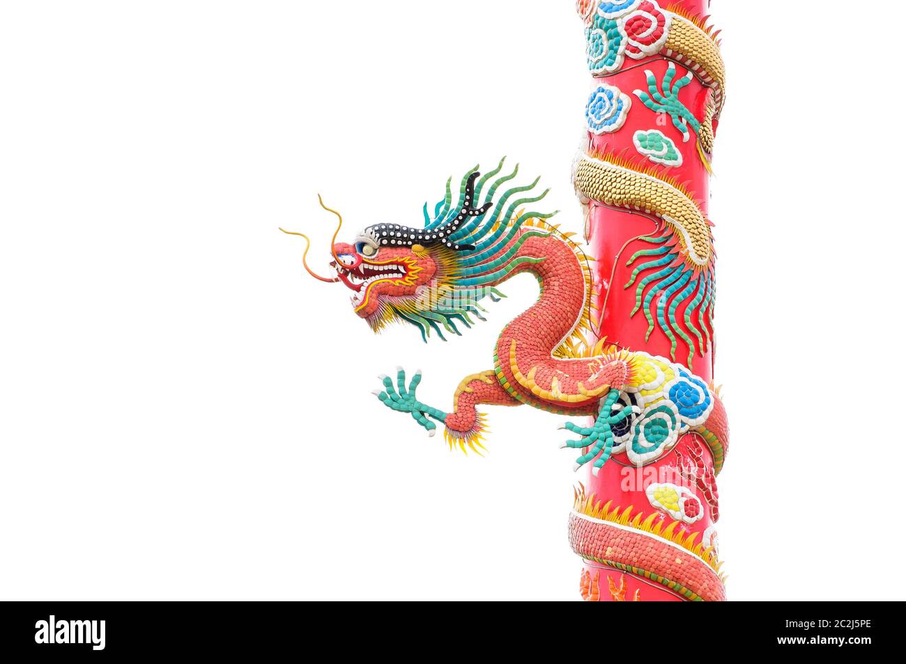 Bunte Drachen Statue im chinesischen Stil isoliert auf weißem Stockfoto
