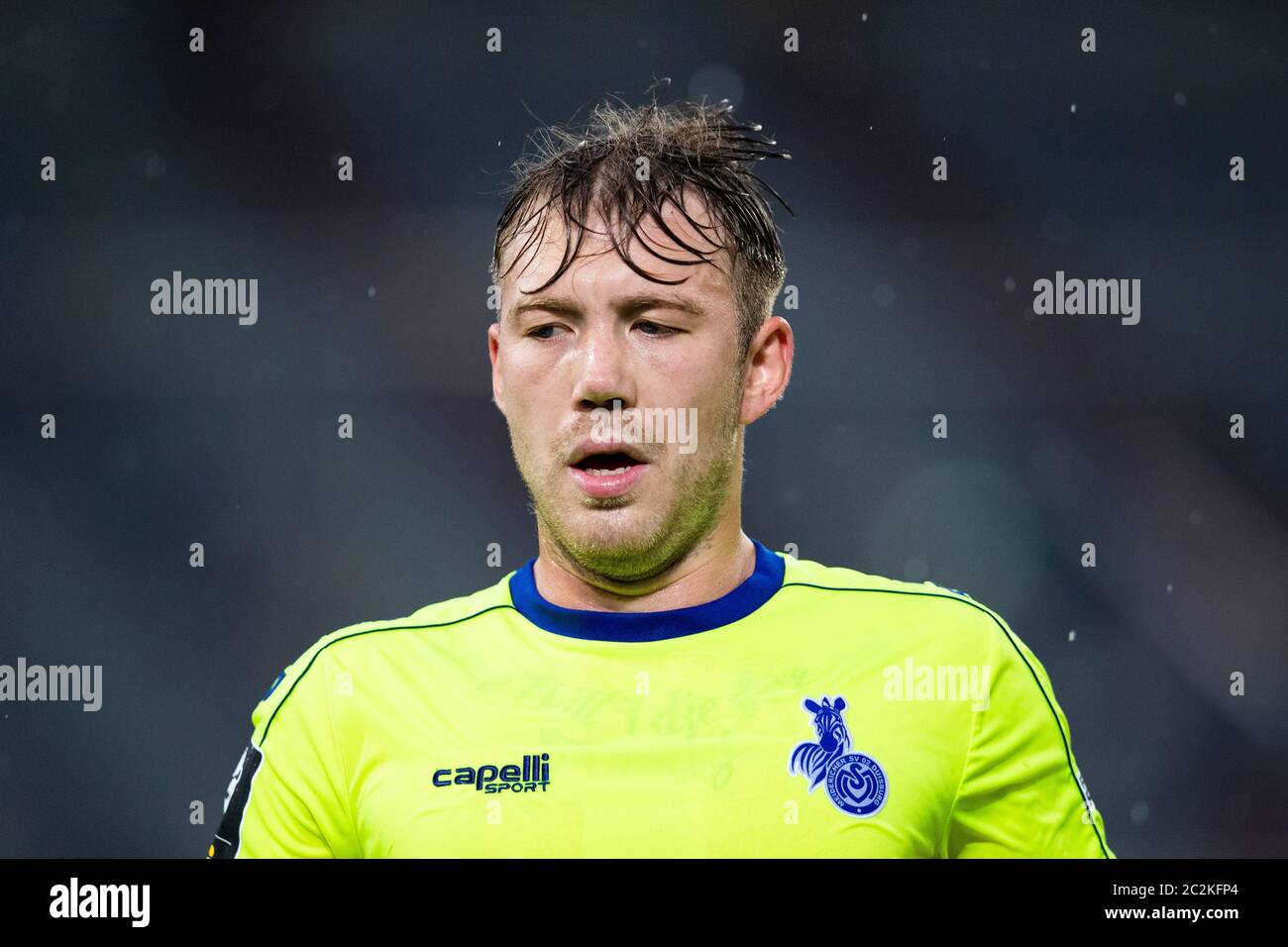 firo: 17.06.2020, Fuvuball, 3.Bundesliga, 2019/2020 KFC Uerdingen 05 - MSV Duisburg Connor Krempicki (MSV Duisburg) Portrait weltweit im Einsatz Stockfoto