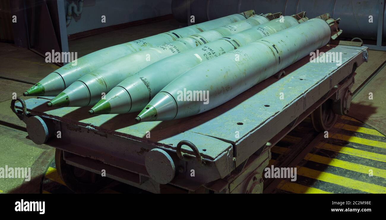 Trolley mit Kampf ballistische Raketen Zweiten Weltkrieg Periode. Stockfoto