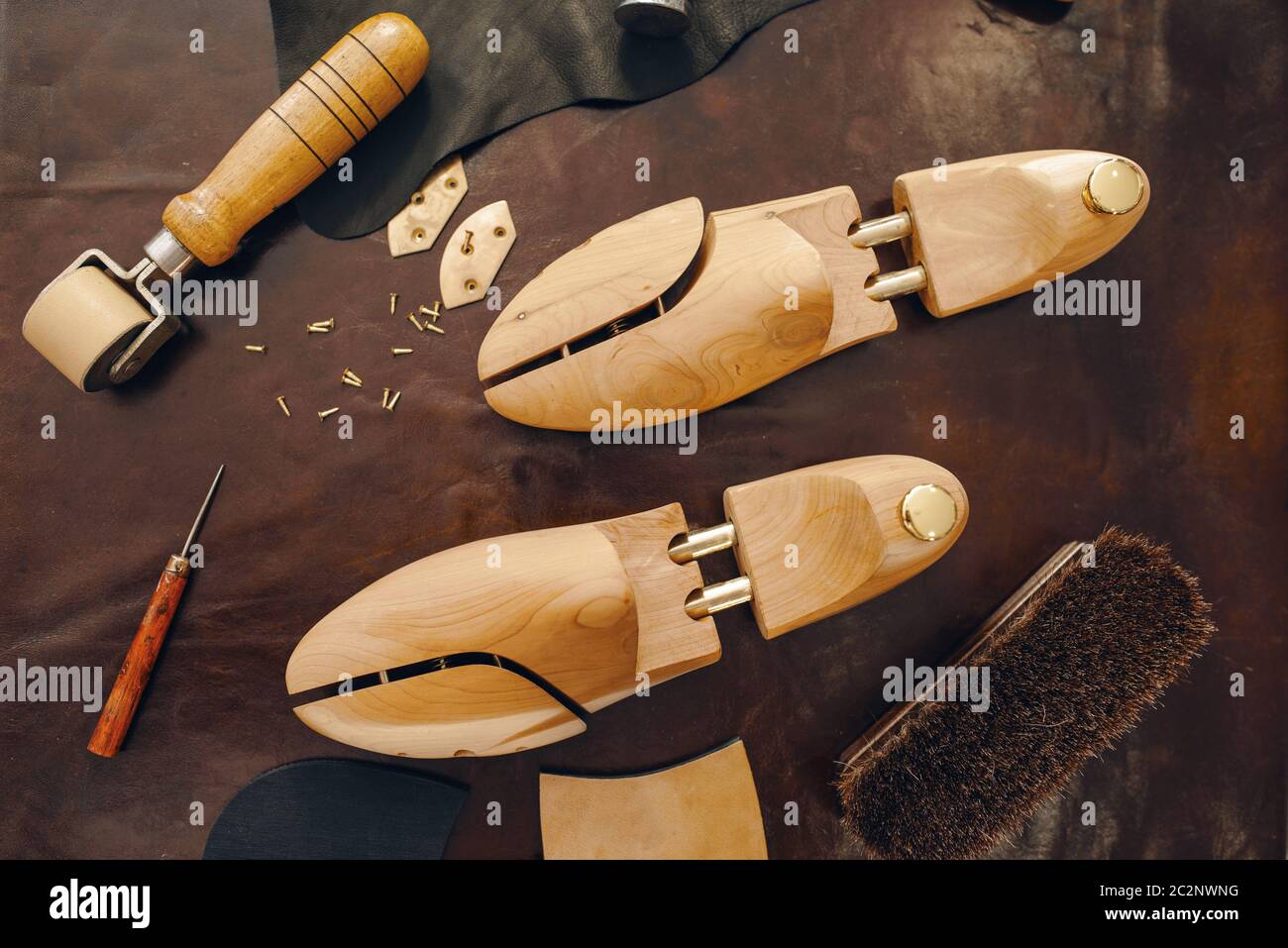 Schuhmacher werkzeuge -Fotos und -Bildmaterial in hoher Auflösung – Alamy