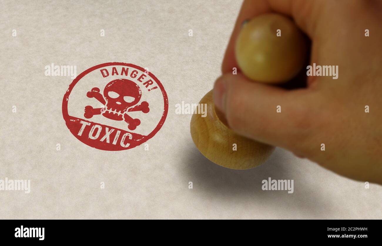 Giftige Gefahr mit Totenkopf-Stempel und Stempelhand. Giftwarnkonzept. Stockfoto