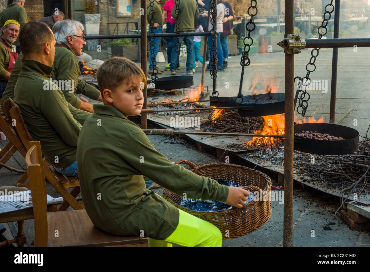 Filetto (Lunigiana, Massa Carrara, Toskana, Italien) - Straße des alten Dorfes Stockfoto