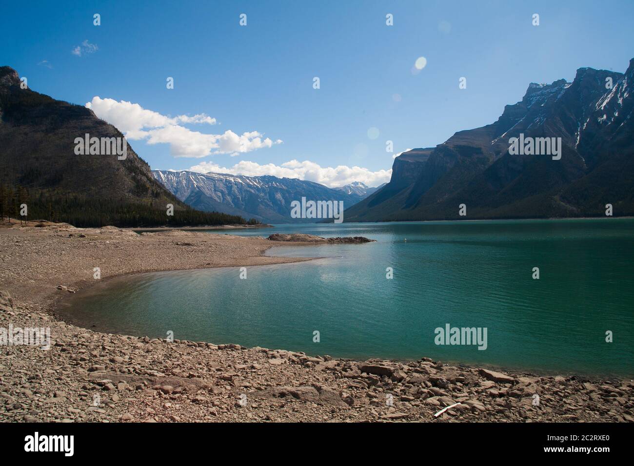 Minnewanka Lake, landschaftlich schöner Blick, Banff National Park, Alberta, Kanada Stockfoto