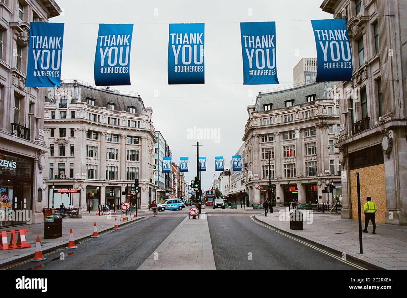 Der Oxford Circus im Zentrum von London, Großbritannien, wurde am Samstag, den 6. Juni 2020 während der Coronavirus-Sperre verlassen Stockfoto