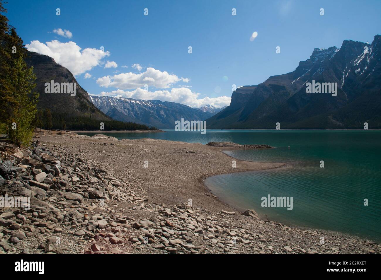 Minnewanka Lake, landschaftlich schöner Blick, Banff National Park, Alberta, Kanada Stockfoto