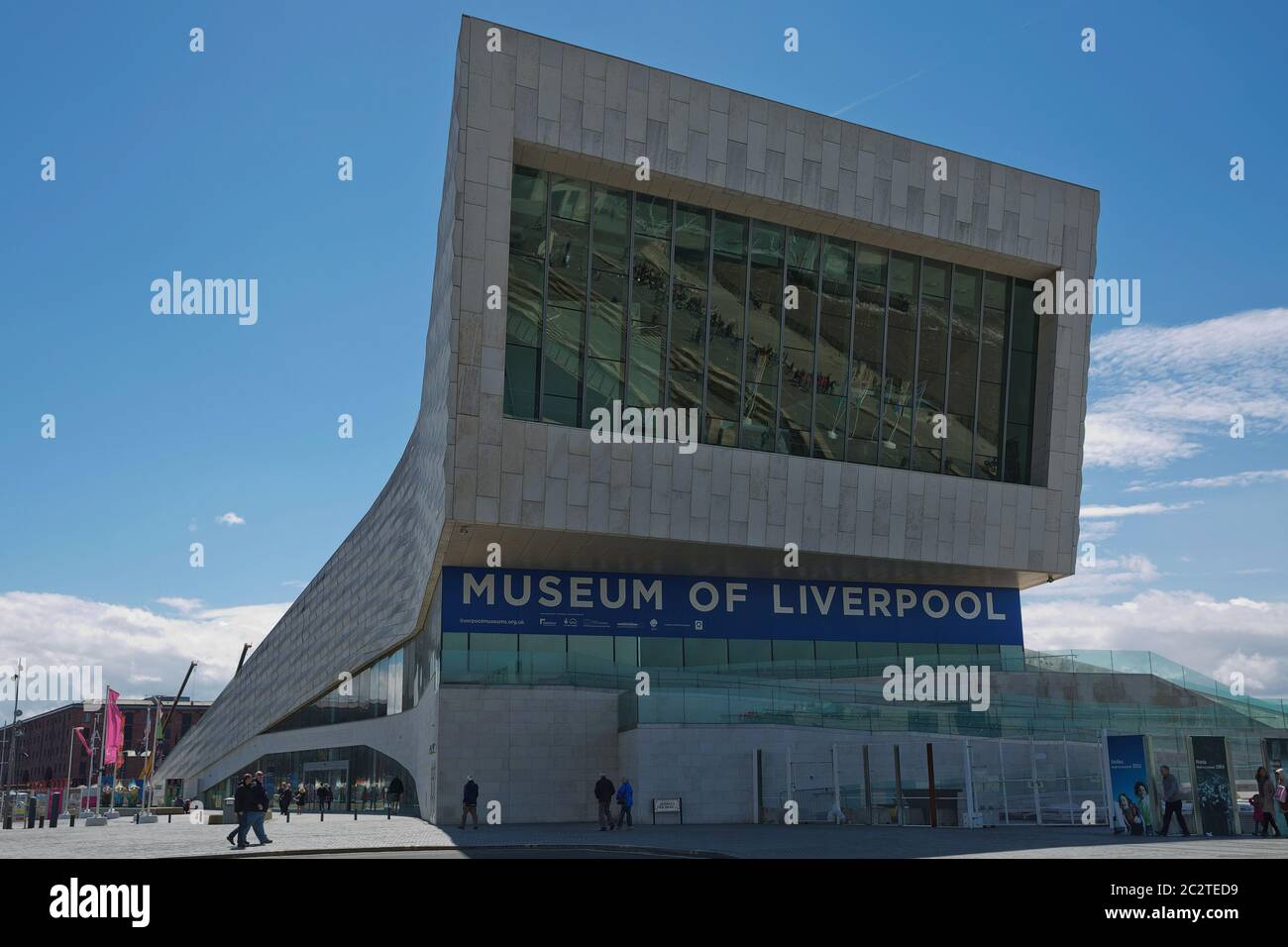 Das vor einem Jahr eröffnete Museum of Liverpool spiegelt die globale Bedeutung der Stadt wider Stockfoto
