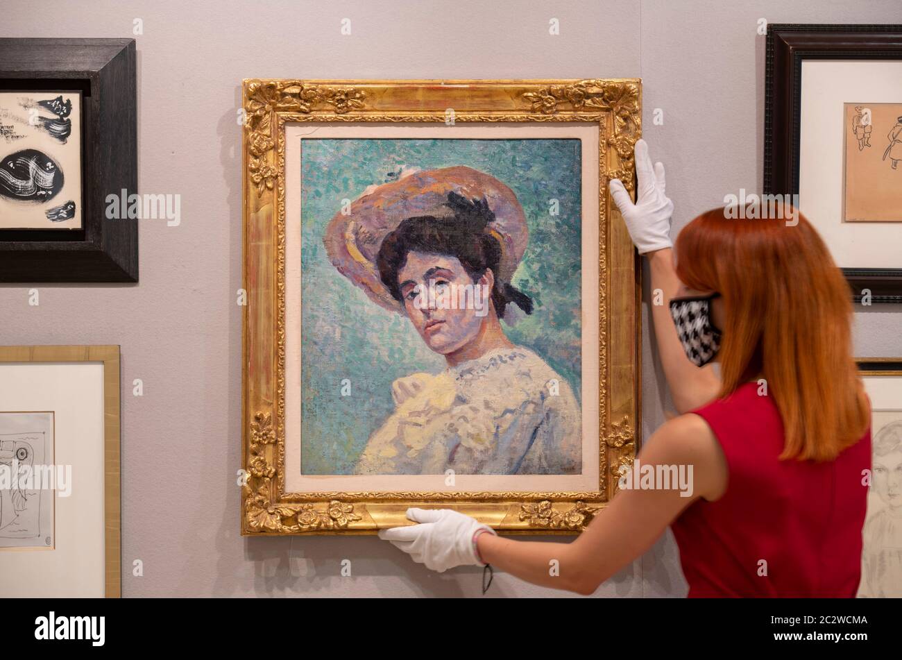 Bonhams, New Bond Street, London, Großbritannien. Juni 2020. Bonhams Modern and Contemporary Art Sale Preview, mit Besichtigungen nach Terminvereinbarung. Der Verkauf findet am 23. Juni statt. Bild: Bonhams Staff view Maximilien Luce (1858-1941). Porträt von Philiberte Givort, 1906. Schätzen Sie £7,000-10,000. Quelle: Malcolm Park/Alamy Live News. Stockfoto