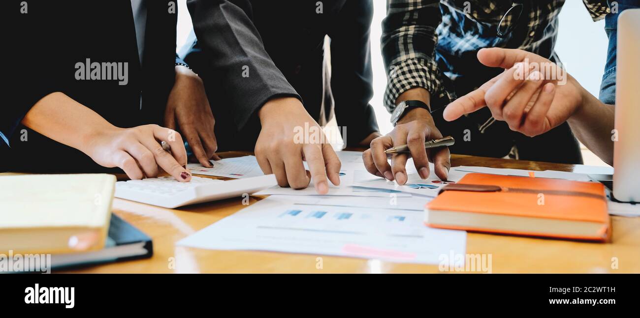 Young of Business People Meeting Konferenz Diskussion Unternehmenskonzept Stockfoto