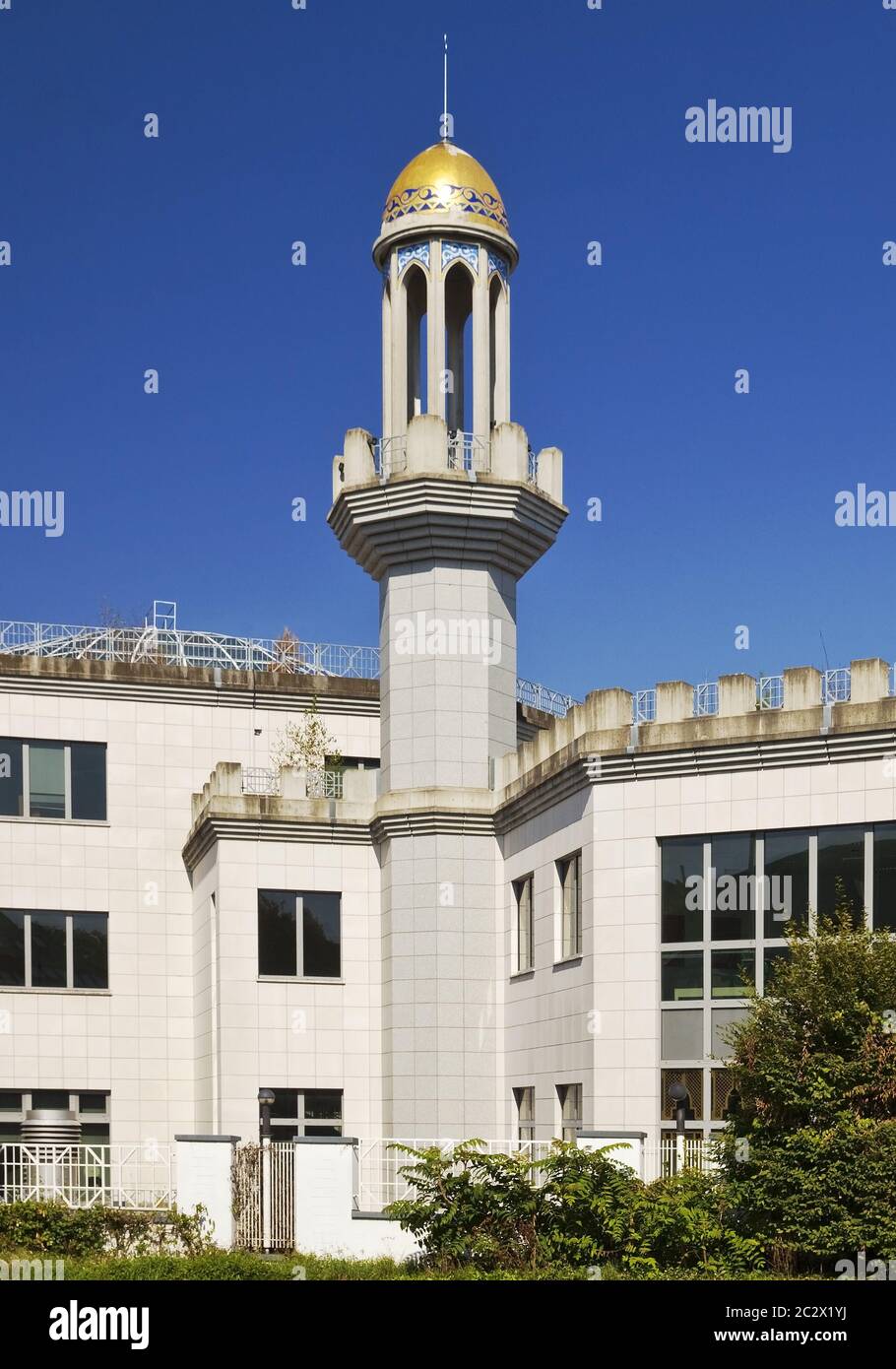 King Fahd Akademie, ehemalige Schule mit angeschlossener Moschee, Bonn, Nordrhein-Westfalen, Deutschland, Europa Stockfoto