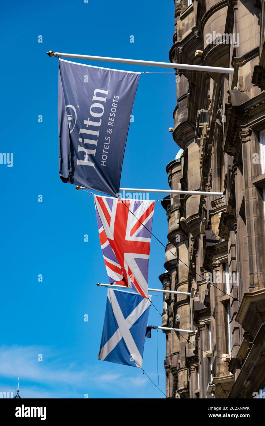 Außenansicht des Hilton Edinburgh Carlton Hotels in Edinburgh, Schottland, Großbritannien Stockfoto