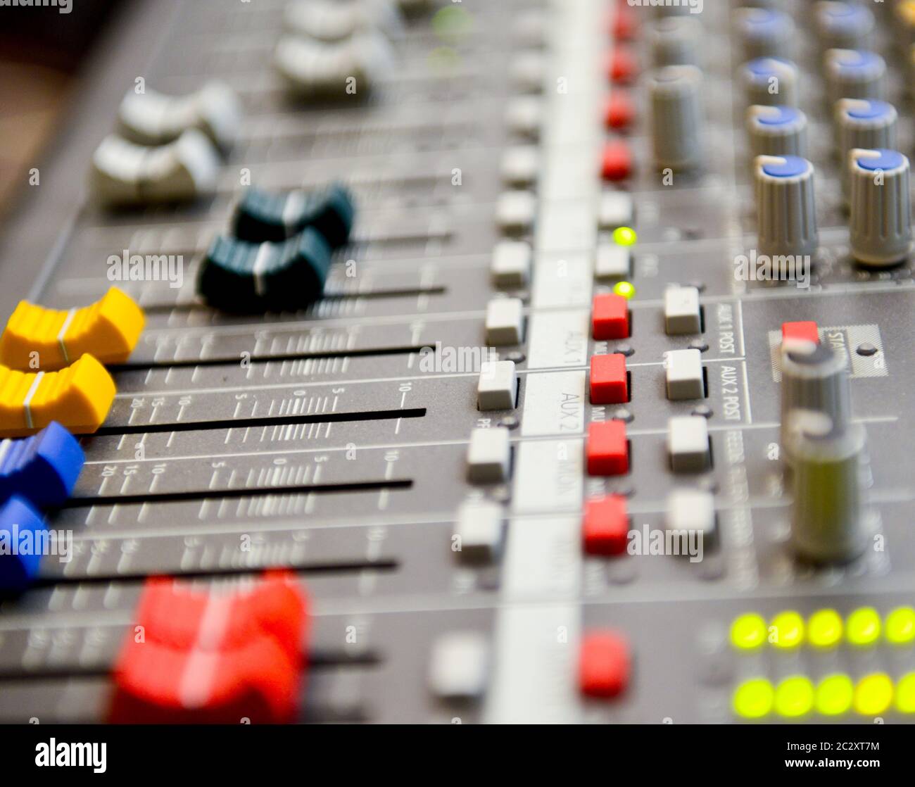 Bunte Sound Mixer console, Bild einer Stockfoto