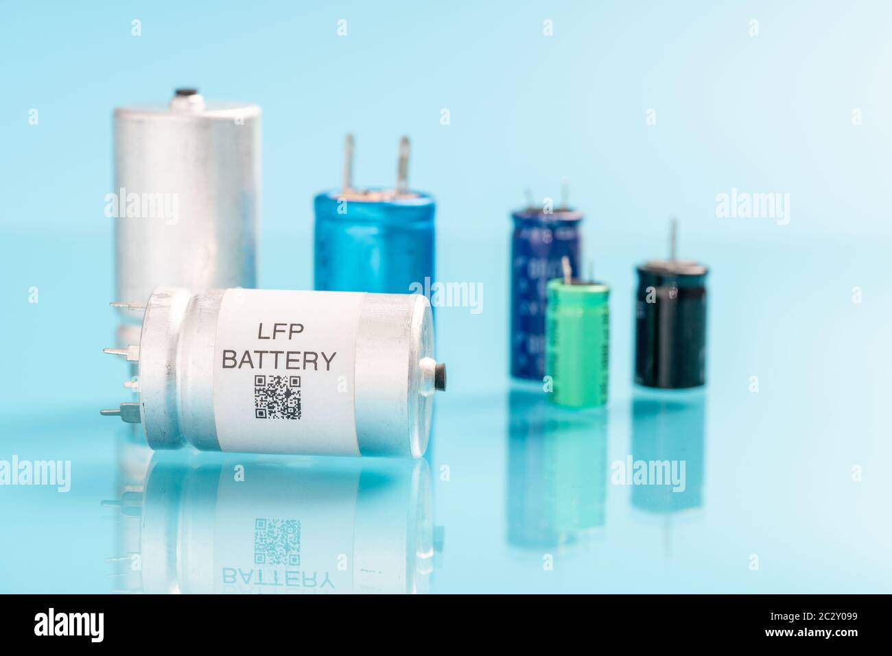 Lithium-Eisenphosphat-Batterie LiFePO oder LFP-Batterie  Lithium-Ferrophosphat, ist eine Lithium-Ionen-Batterie mit LiFePO als  Kathode, und graphiti Stockfotografie - Alamy