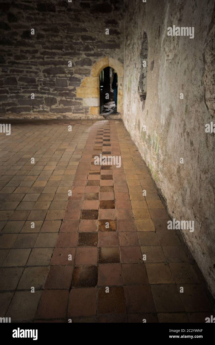 Innenräume jetzt in einem Zustand der Ruine, Doune Castle, Stirling, Schottland, Großbritannien, Europa Stockfoto