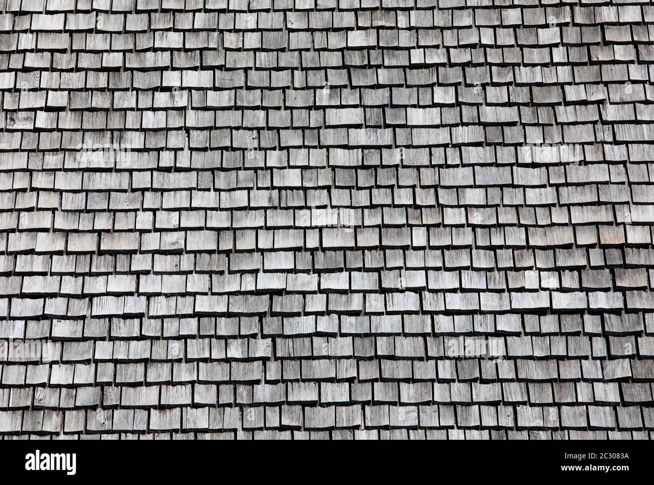 Fassade eines Holzhauses mit verwitterten Holzschindeln, Almtal, Oberösterreich, Österreich Stockfoto