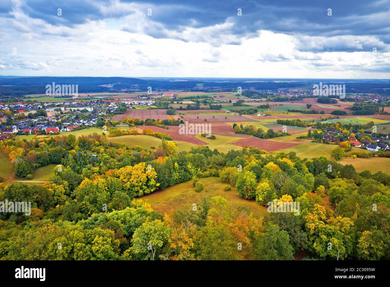 Bamberg. Deutschland Landschaftsansicht von Altenberg Schloss, grüne Natur in der Nähe von Wildensorg Dorf Stockfoto