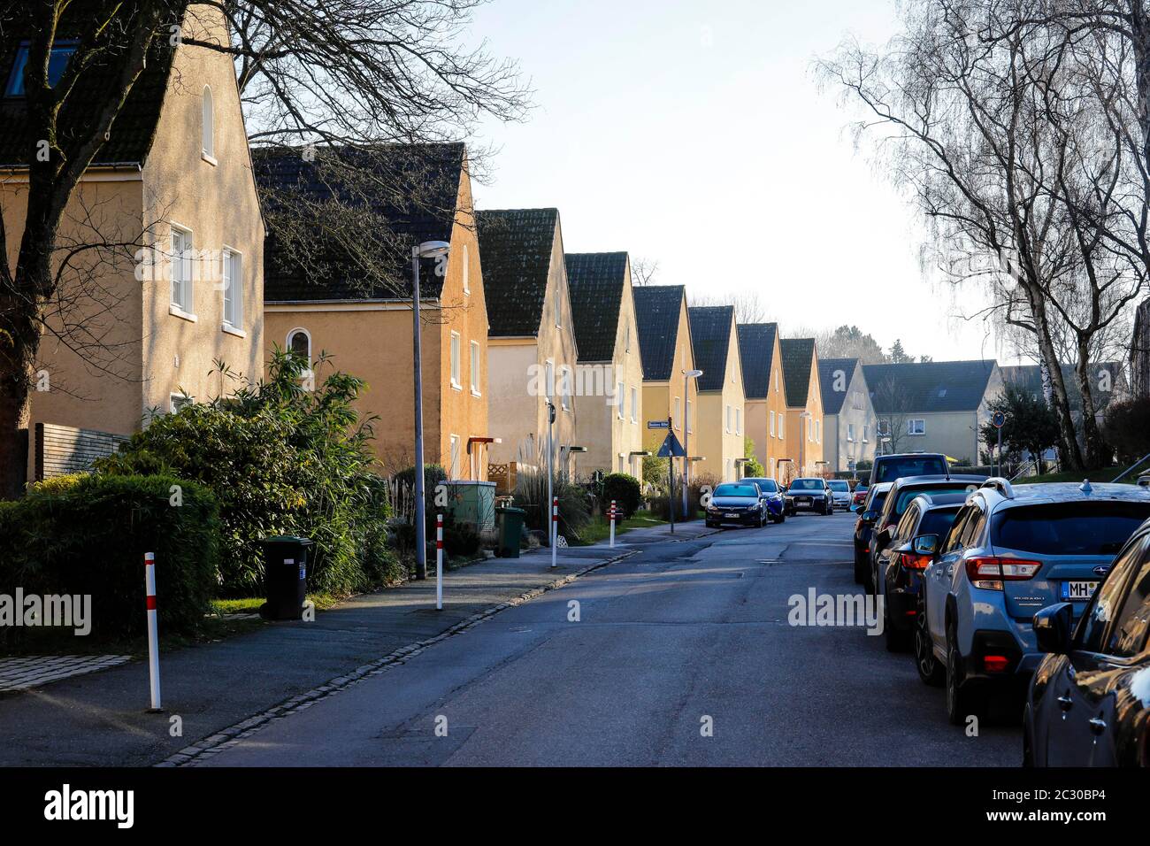 Typische Siedlungshäuser auf dem heimischen Boden, Mülheim an der Ruhr, Ruhrgebiet, Nordrhein-Westfalen, Deutschland Stockfoto
