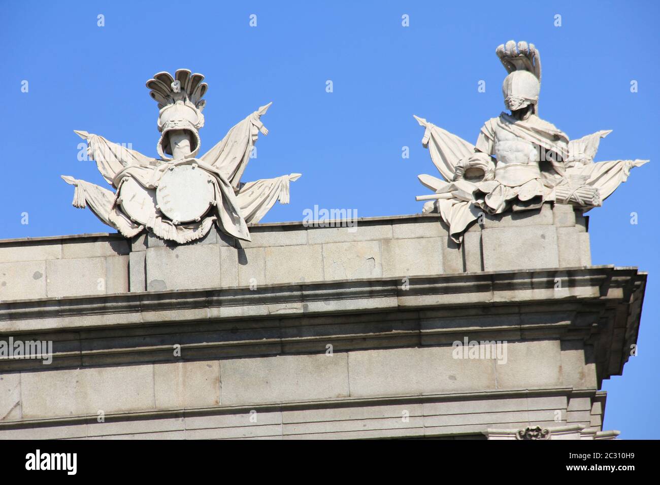 Die Puerta de Alcalá in Madrid, Spanien Stockfoto