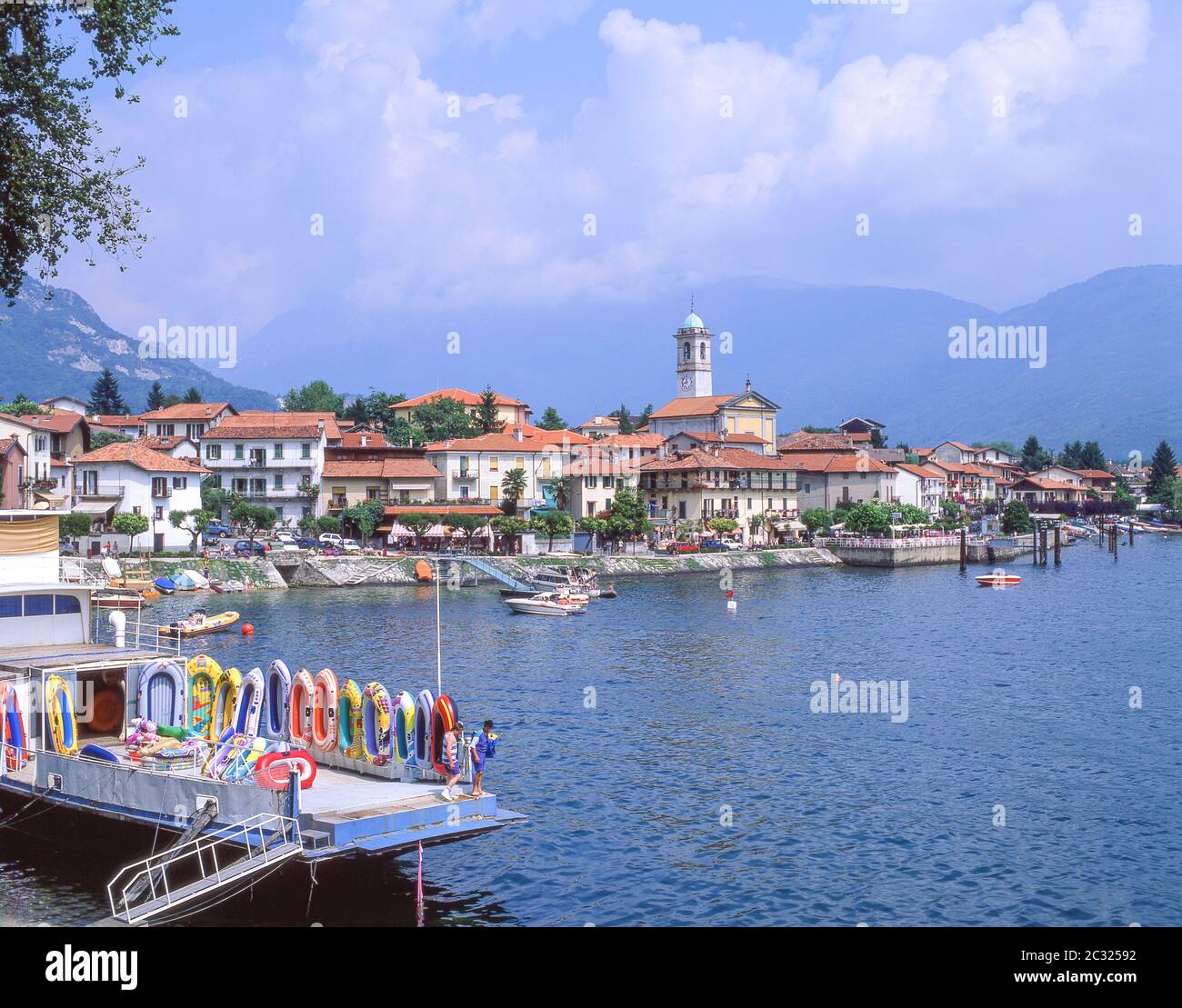 Il Feriolo Dorf am Ufer des Lago Maggiore, Provinz Verbano-Cusio-Ossola, Piemonte (Piemont) Region, Italien Stockfoto