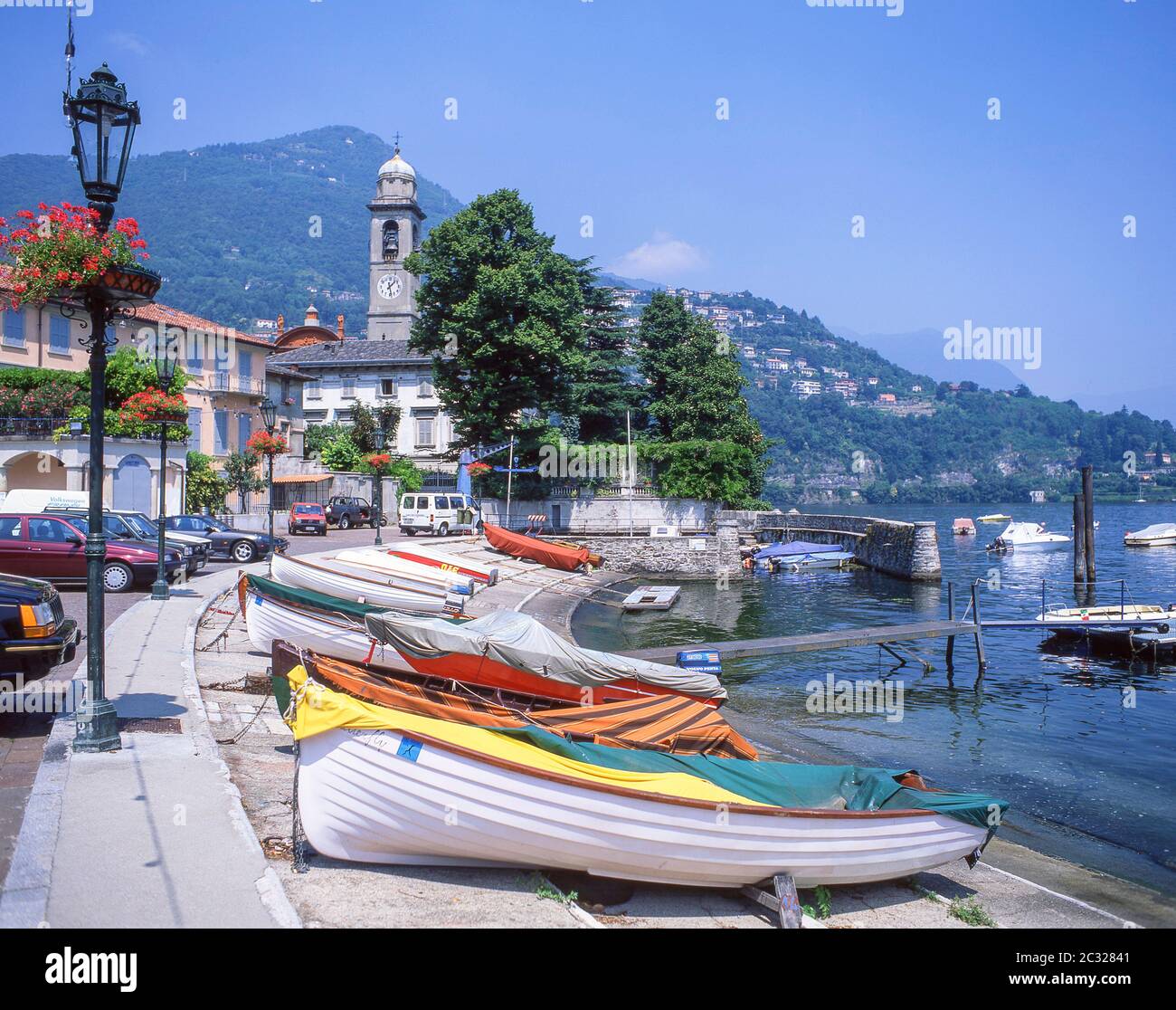 Hafenansicht auf Comer See, Cernobbio, Provinz Como, Lombardei Region, Italien Stockfoto