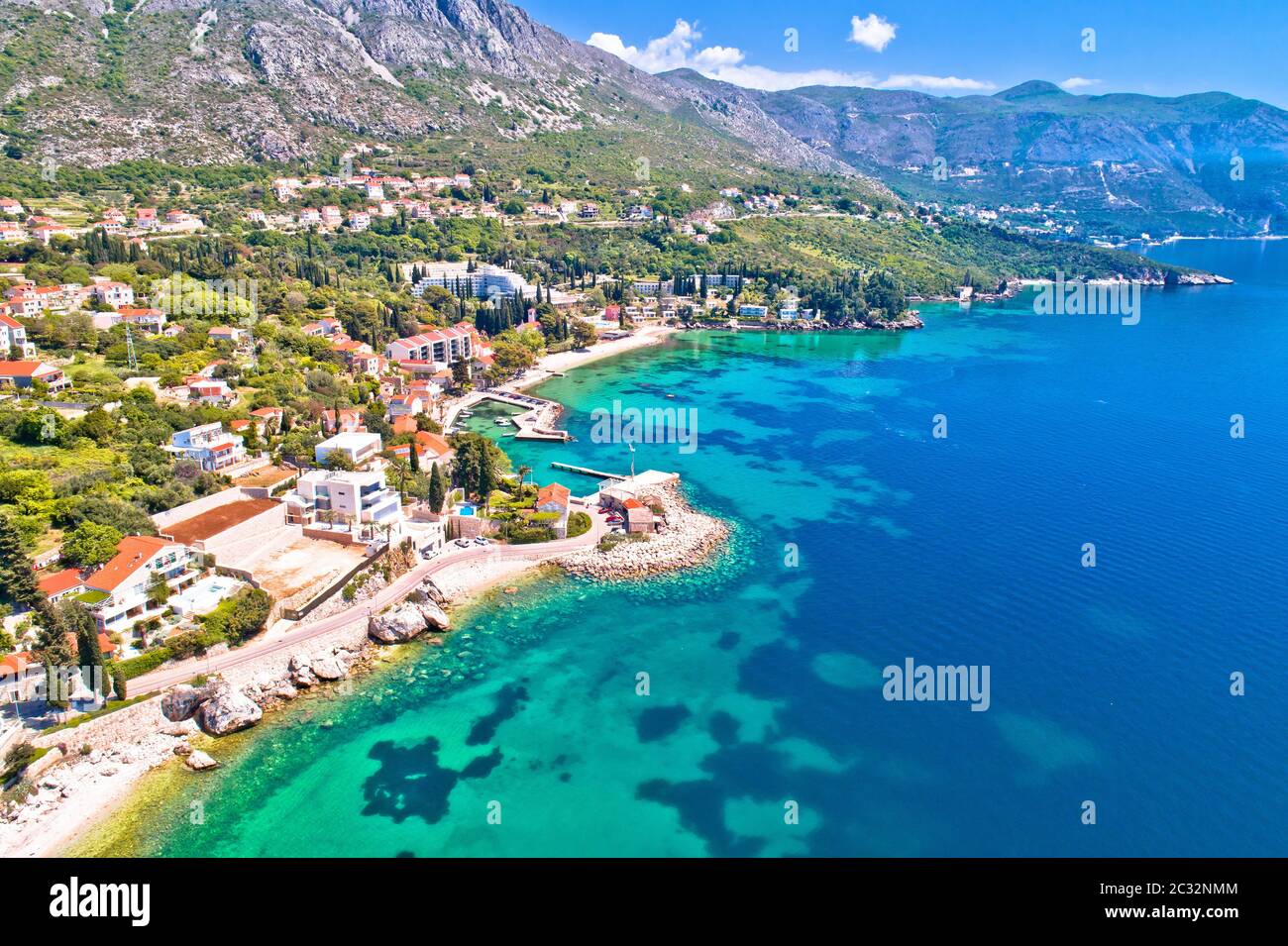 Dubrovnik Region Waterfront in Mlini und Srebreno Luftaufnahme, die Küste von Dalmatien, Kroatien Stockfoto