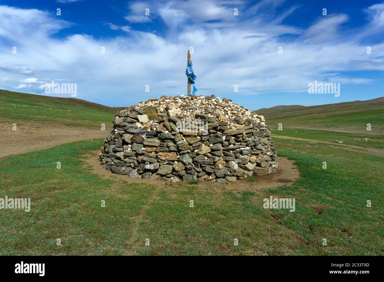 Heiliger Steinhaufen in der Mongolei Stockfoto
