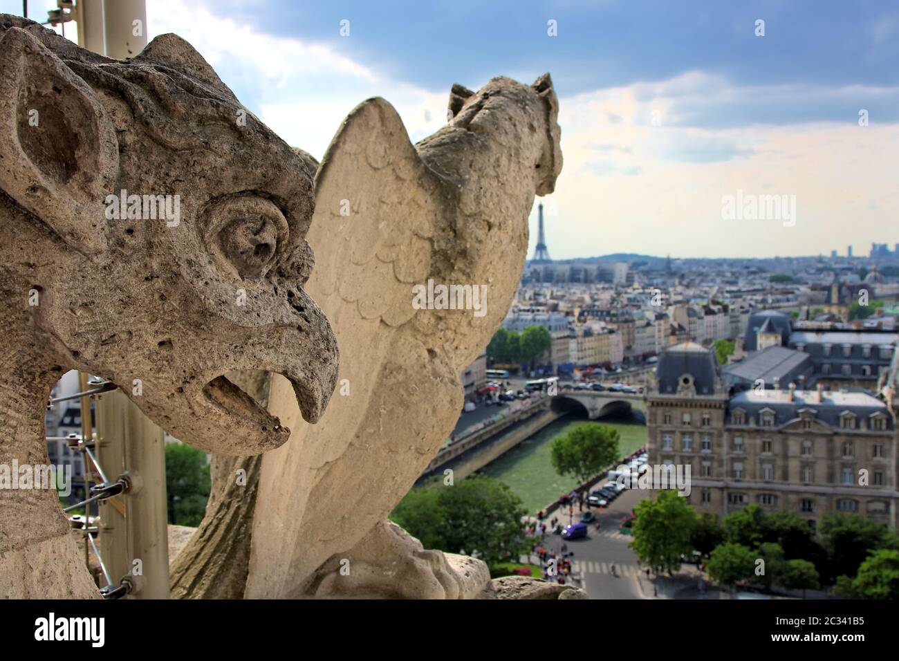 Chimera auf Kathedrale Notre-Dame Stockfoto