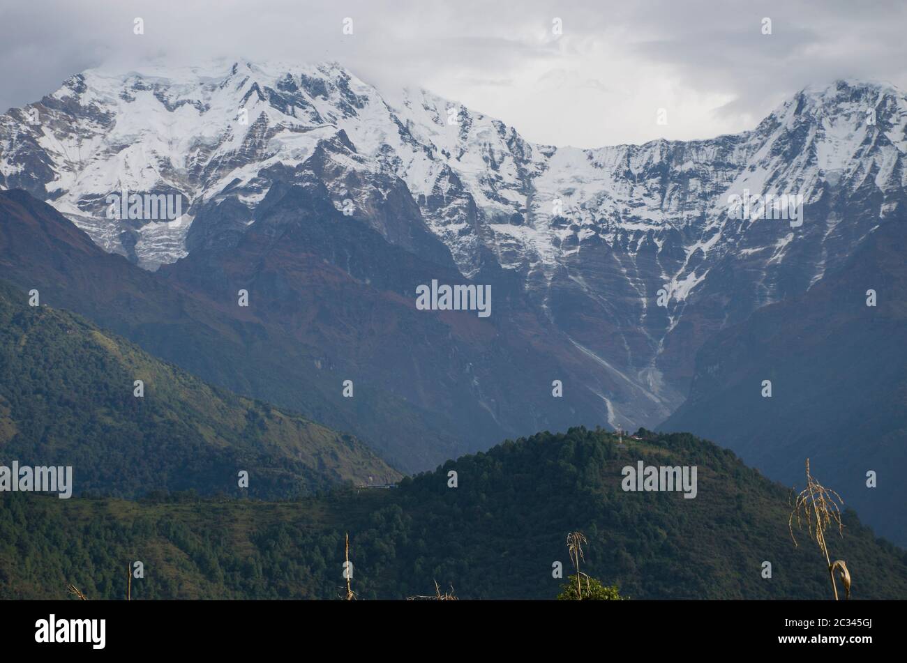 Gipfel der Berge Nepalesische Landschaft Himalaya Stockfoto