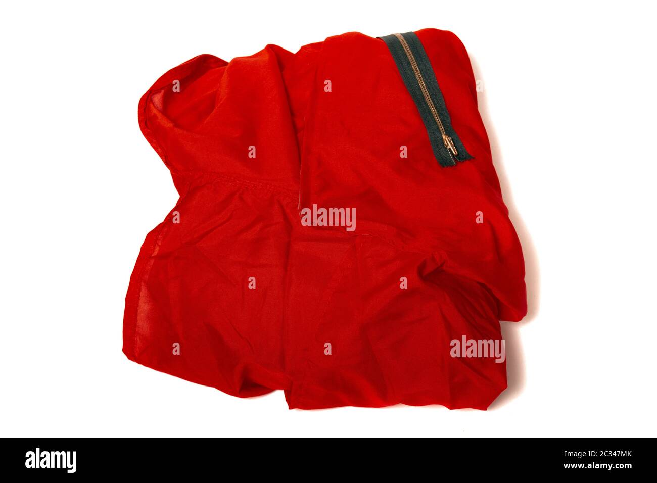 Roter Pullover, Arbeiteranzug isoliert auf weißem Hintergrund. Stockfoto