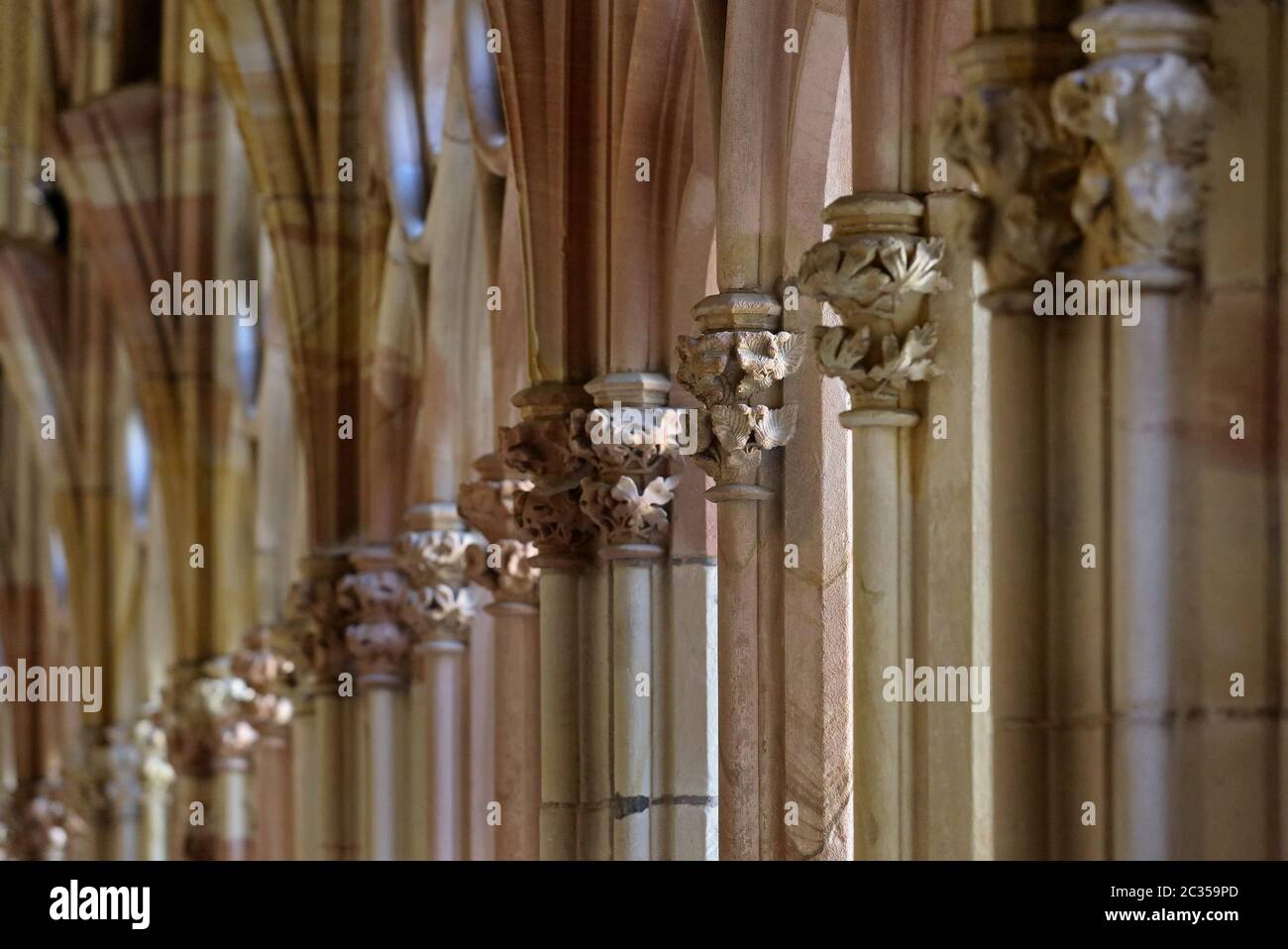 Kreuzgang, Kirche Wissembourg Stockfoto