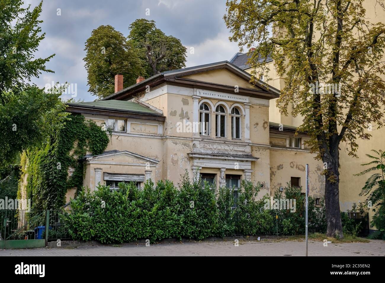 Ehemalige Residenz von Bertolt Brecht und Helene Weigel in Berlin-Weissensee Stockfoto