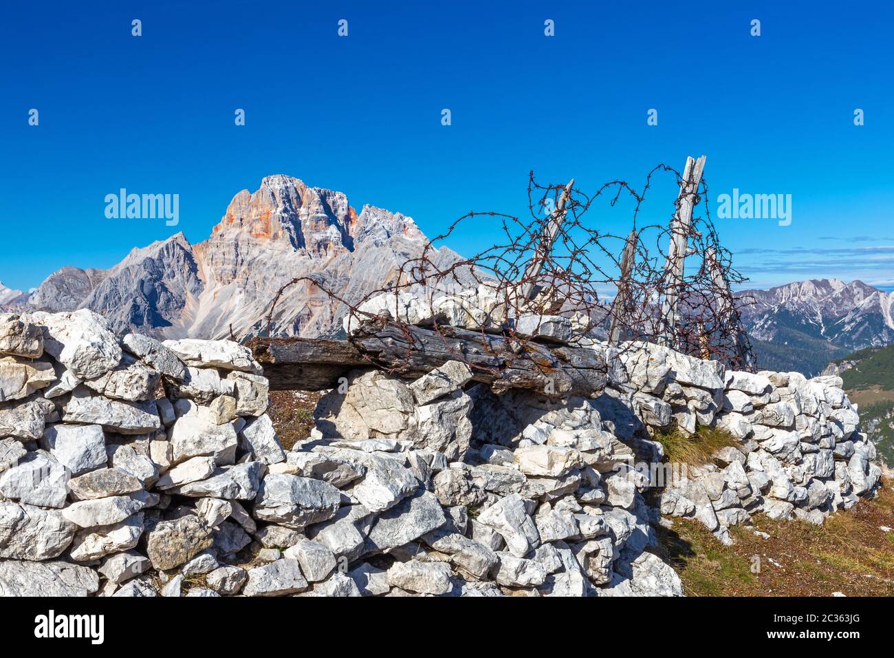 Position vom Ersten Weltkrieg auf dem Monte Piana, Dolomiten Stockfoto