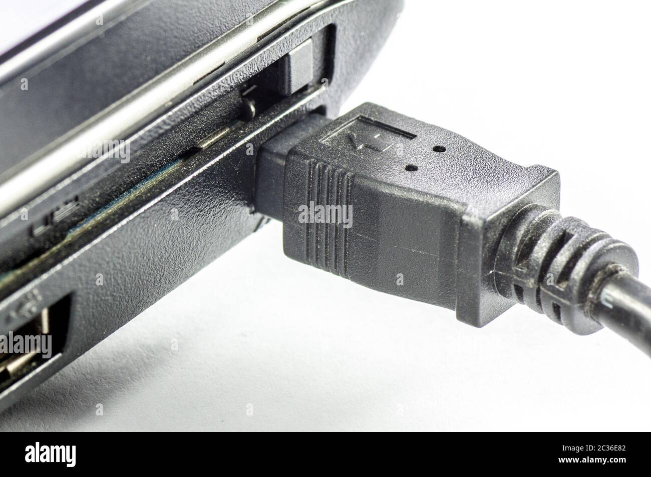 Ein firewire-Stecker auf weißem Hintergrund Stockfoto