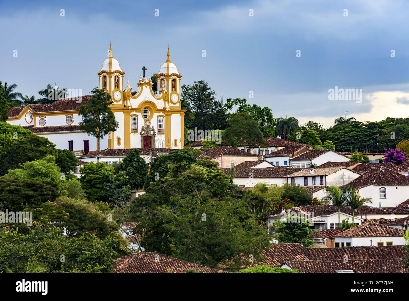 Kirche und Stadtbild der alten und berühmten Stadt Tiradentes in Minas Gerais Stockfoto