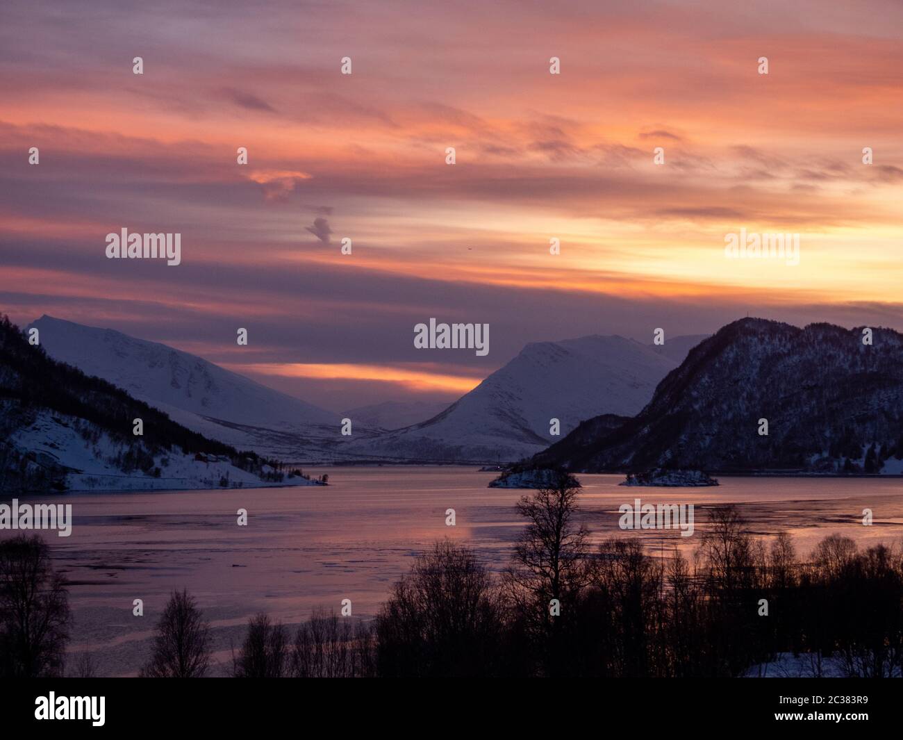 Troms og Finnmark ist ein Landkreis in Nordnorwegen, der am 1. Januar 2020 gegründet wurde. Stockfoto