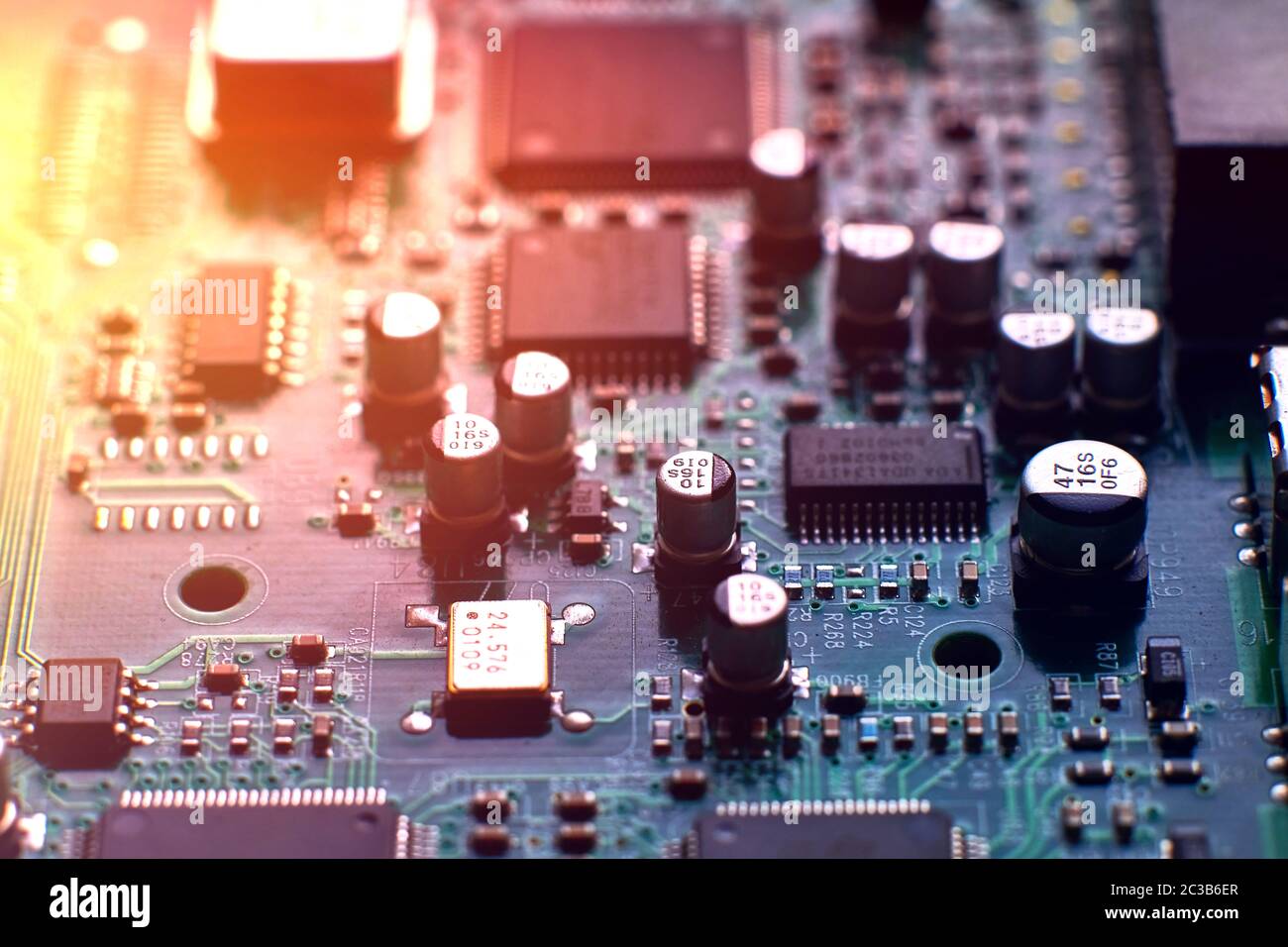 Platine mit Chips und radio Komponenten Elektronik gedruckt Stockfoto