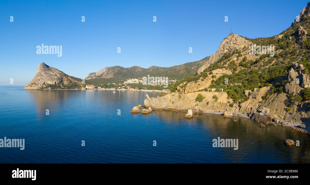Felsen und Meer Landschaft in Krim Stockfoto