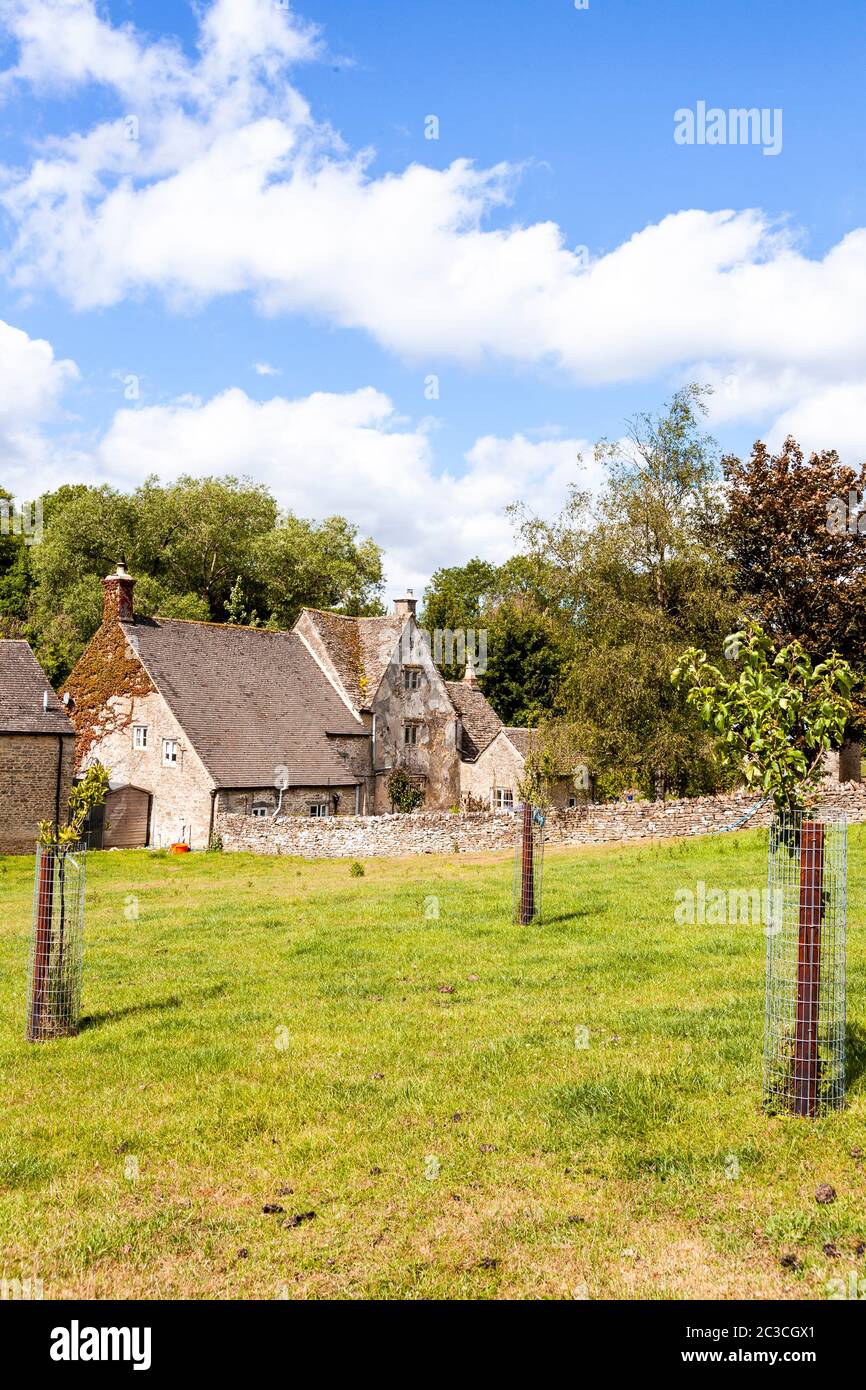 17. Jahrhundert Manor Farm in der Cotswold Dorf von Middle Duntisbourne, Gloucestershire Großbritannien Stockfoto