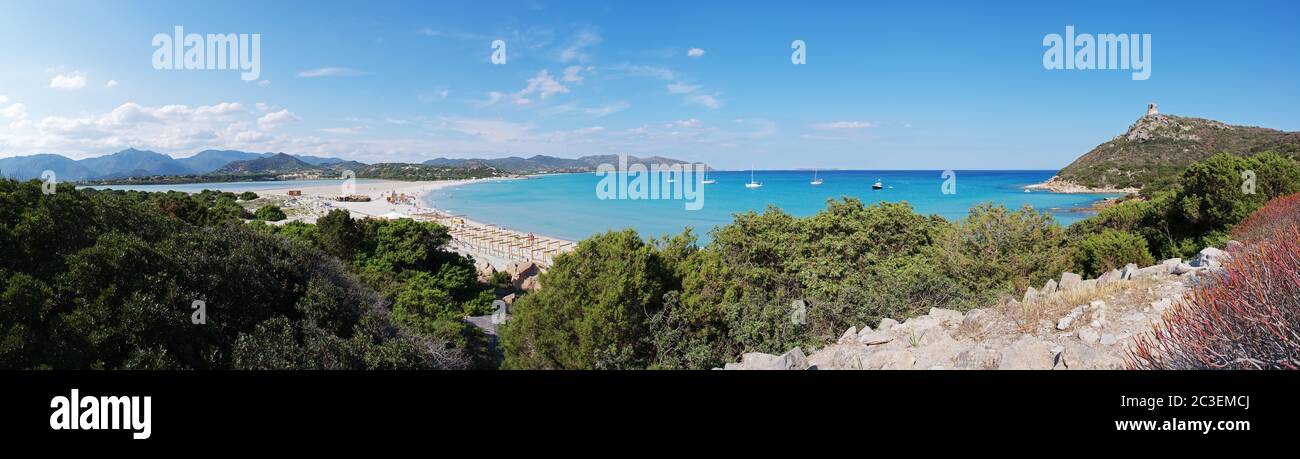 Spiaggia di Porto Giunco und Stagno di Notteri - Sardinien Stockfoto