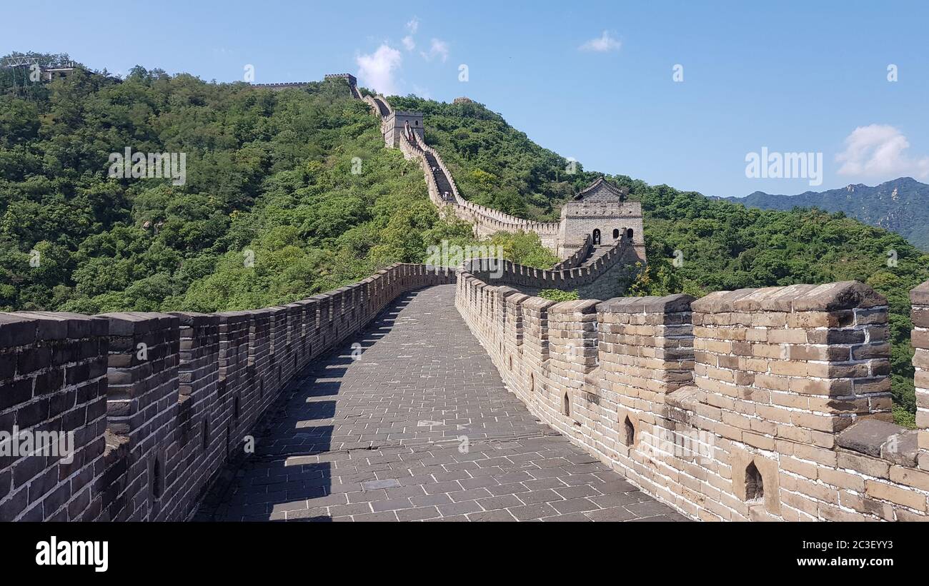 Die Chinesische Mauer in Mutianyu bei Peking. Stockfoto