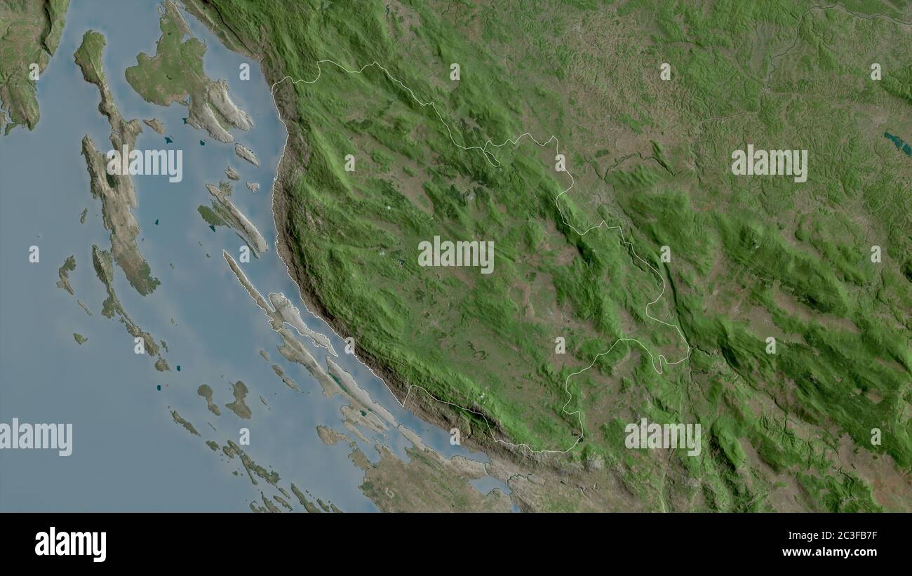 Licko-Senjska, Kreis Kroatien. Satellitenbilder. Form, die gegenüber dem Landesgebiet umrissen ist. 3D-Rendering Stockfoto