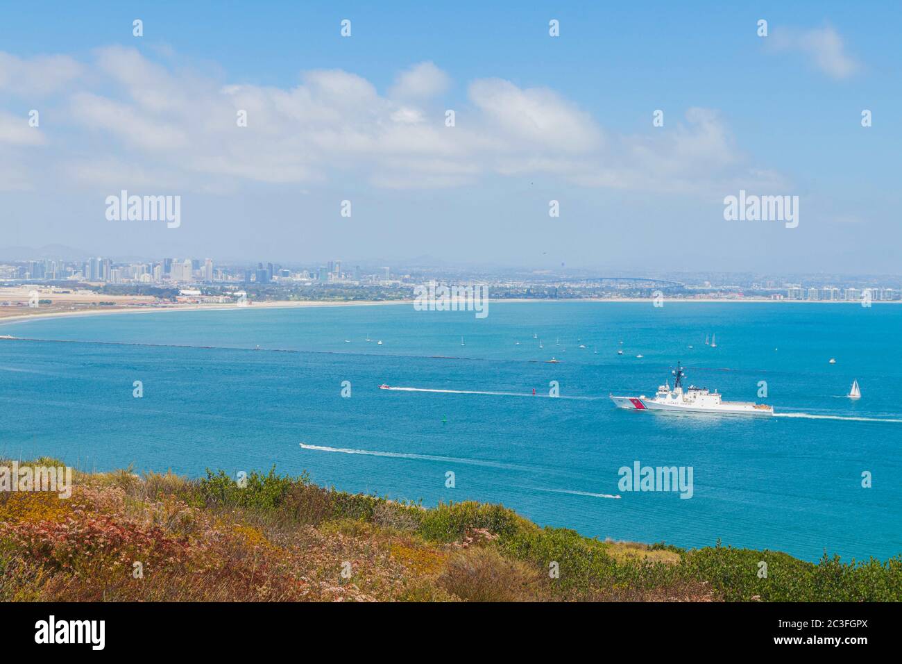 19. Juni 2020: Der Küstenwachschneider Kimball (WMSL-756) der Vereinigten Staaten wird am Freitag, den 19. Juni 2020 vom Bayside Trail am Cabrillo National Monument in San Diego, CA, gesehen. Kredit: Rishi Deka/ZUMA Wire/Alamy Live Nachrichten Stockfoto