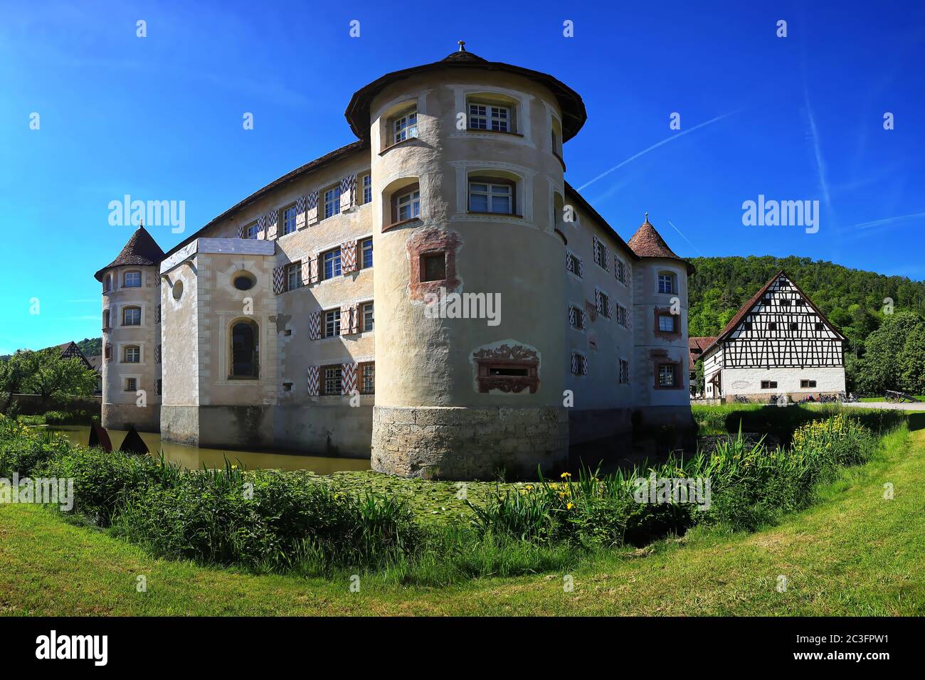 Das Schloss Glatt ist von einem Graben umgeben Stockfoto