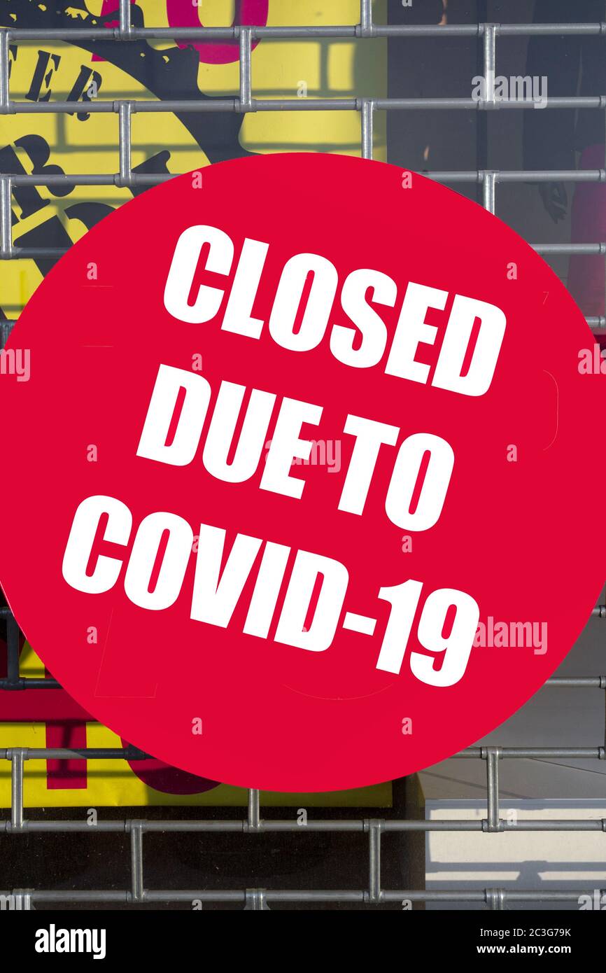 Der Shop ist wegen COVID-19 geschlossen Stockfoto