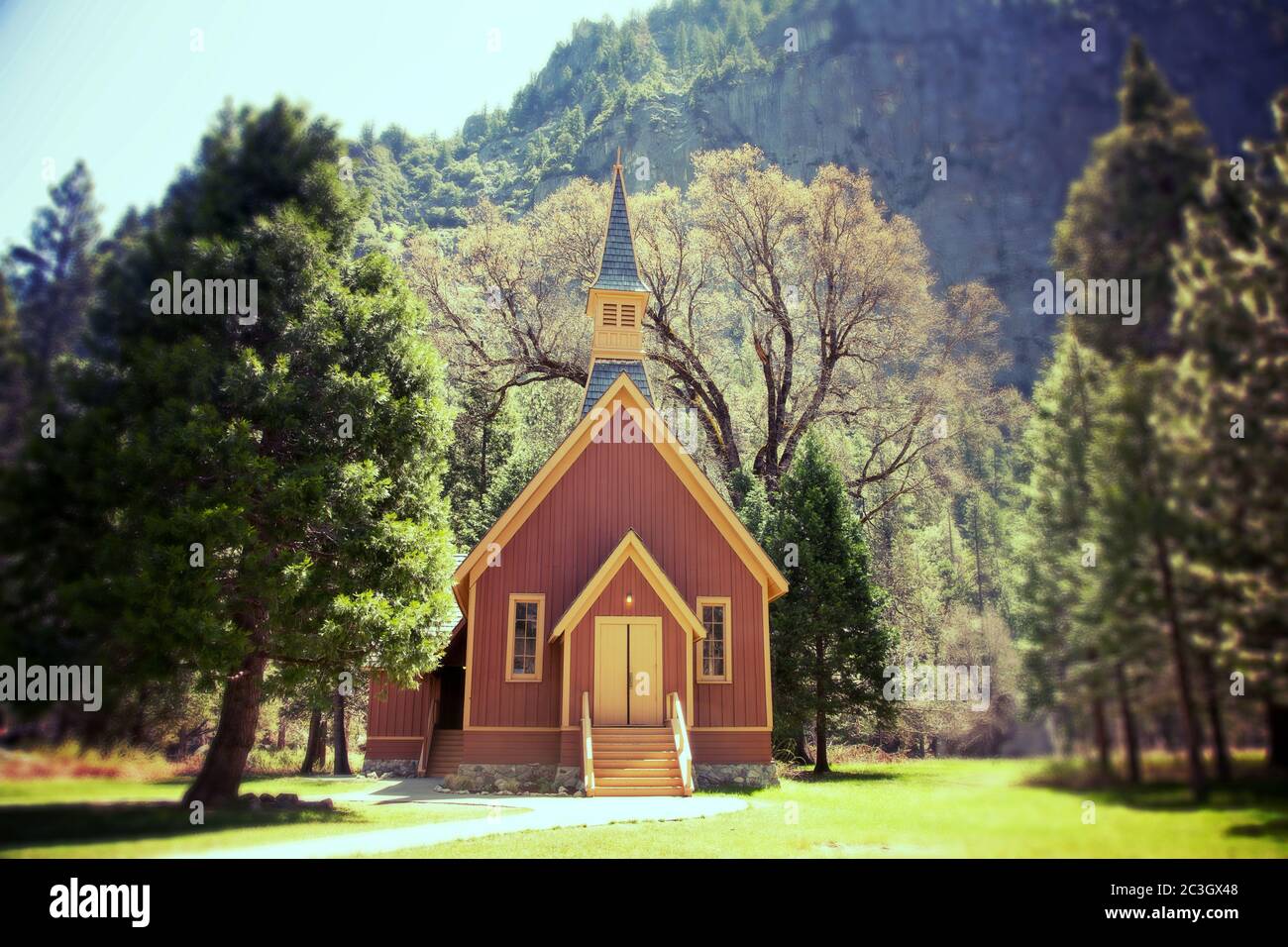 Yosemite Valley Chapel, Kalifornien, USA. Lomography Stil Effektverarbeitung Stockfoto