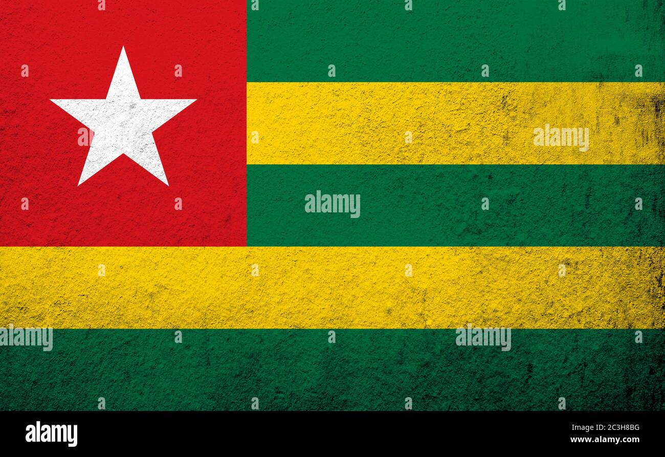 Die togoische Nationalflaggen der Republik (Togo). Grunge Hintergrund Stockfoto