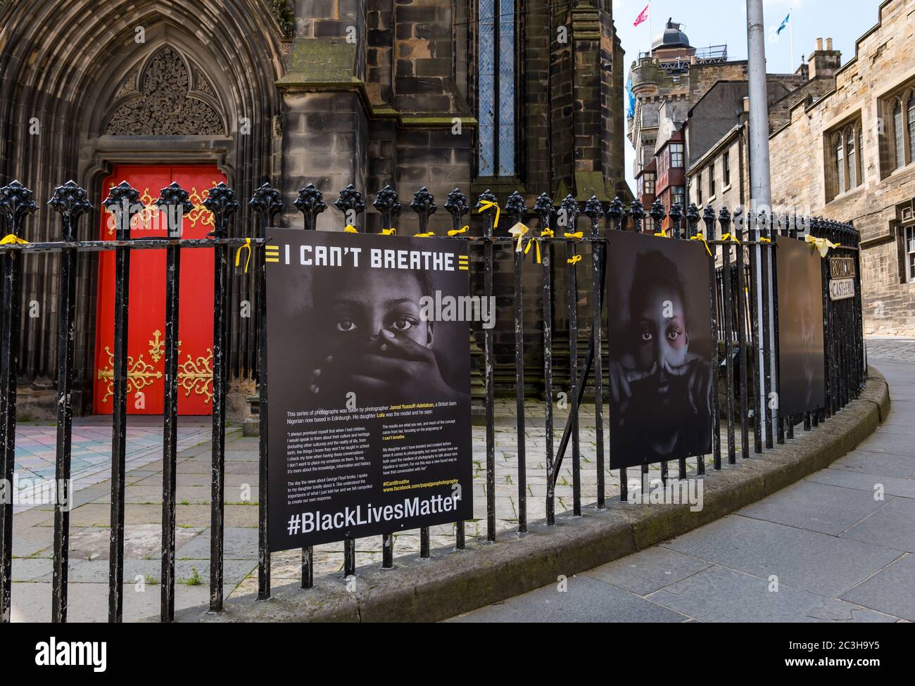 Black Lives Matter Portrait von Jamal Yussuf, The Hub, Royal Mile, Edinburgh, Schottland, UK Stockfoto