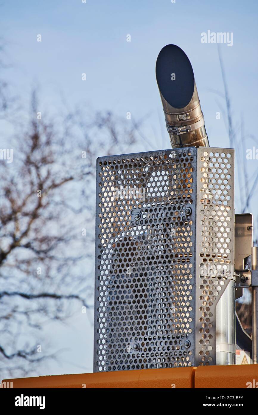 Berlin, Deutschland - 19. Januar 2019: Details eines schweren Baukran auf einer Baustelle in Berlin, Deutschland. Stockfoto