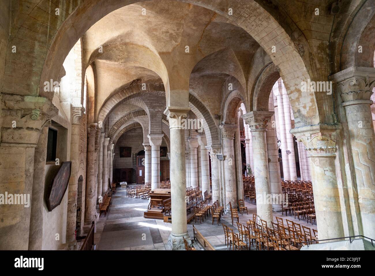 Interieur des Église Saint-Hilaire Le Grand, Poitiers, Nouvelle-Aquitaine, Frankreich Stockfoto