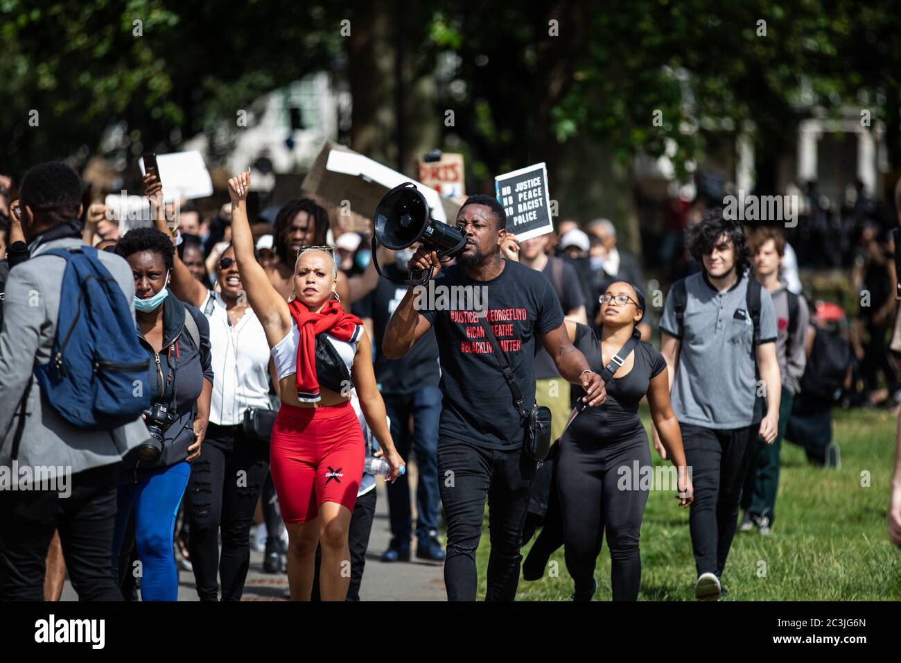 London, Großbritannien. Juni 2020. Ein friedlicher Protest der Black Lives Matter findet im Hyde Park in London statt. Quelle: Carol Moir/ Alamy Stockfoto