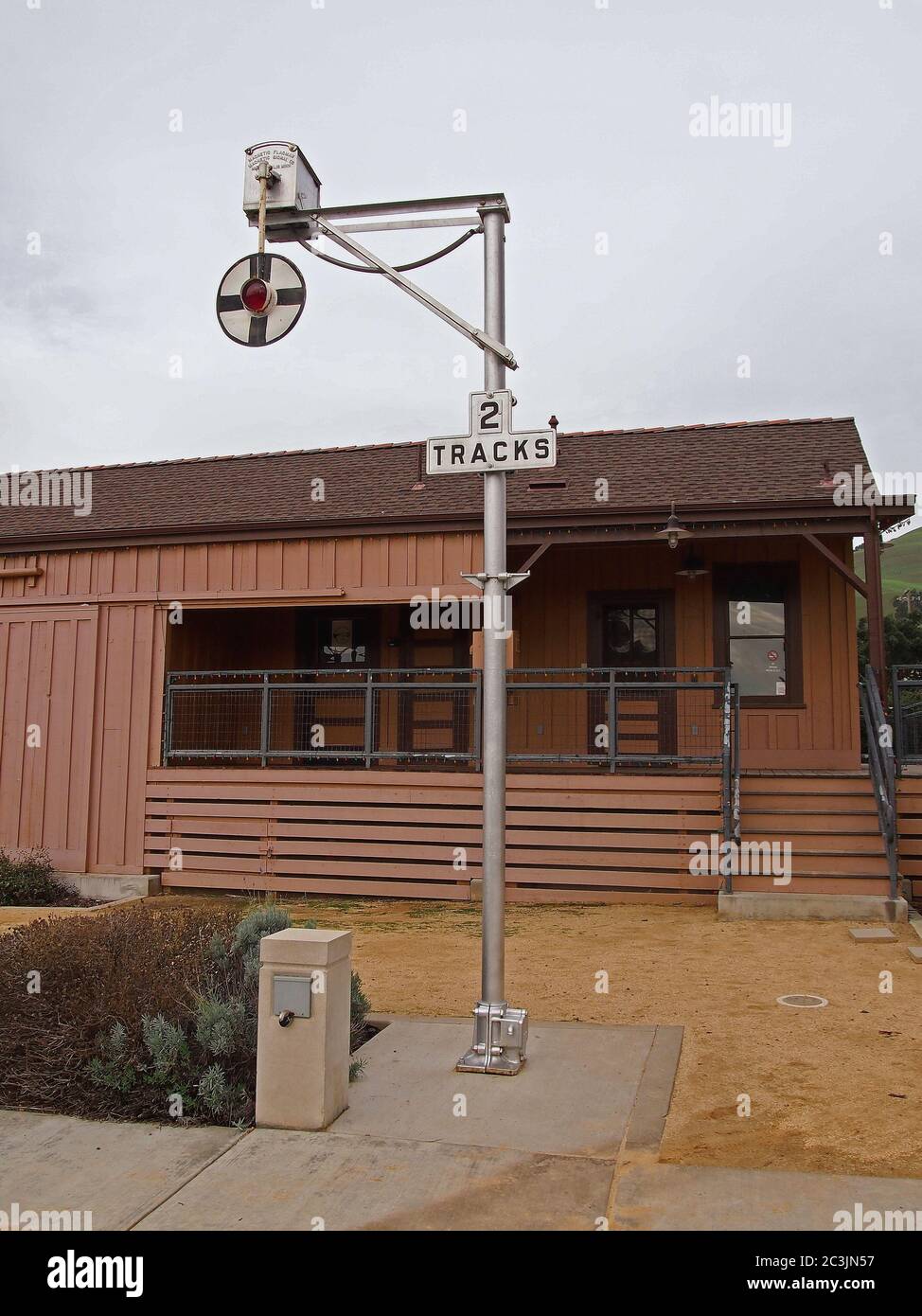 Niles Bahnhof Track 2 Warnleuchte, Kalifornien Stockfoto